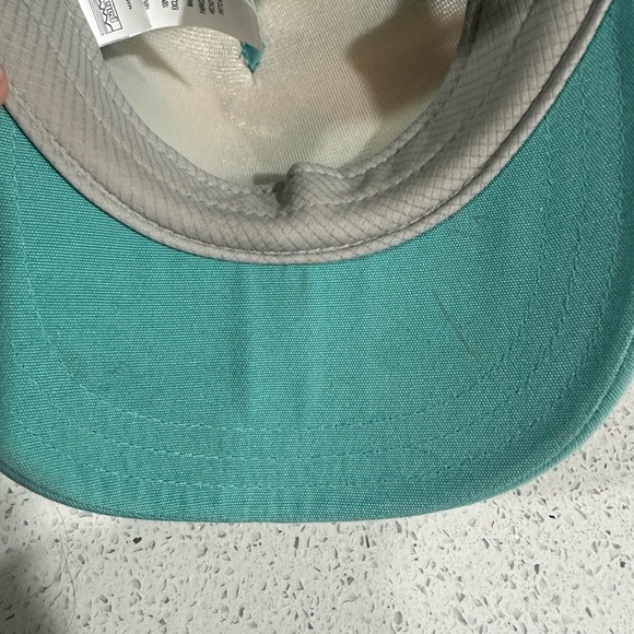 PATAGONIA HAT GUC - Picture 6 of 7